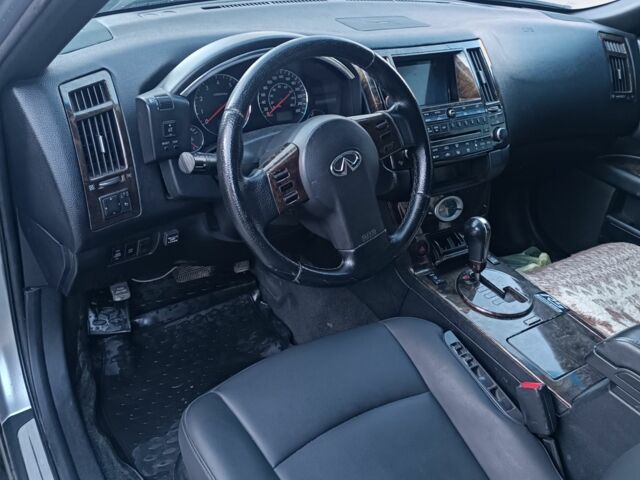 Серый Инфинити EX 35, объемом двигателя 3.5 л и пробегом 300 тыс. км за 6500 $, фото 1 на Automoto.ua