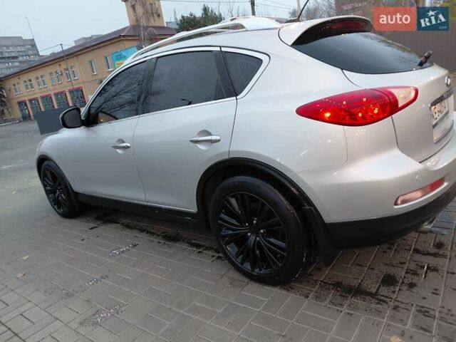 Серый Инфинити EX 35, объемом двигателя 3.5 л и пробегом 150 тыс. км за 9000 $, фото 5 на Automoto.ua