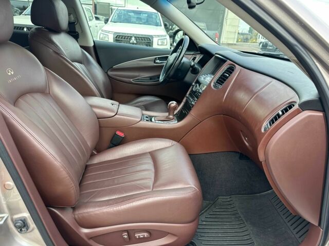 Серый Инфинити EX 35, объемом двигателя 3.5 л и пробегом 151 тыс. км за 13200 $, фото 14 на Automoto.ua