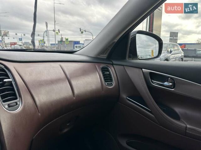 Серый Инфинити EX 35, объемом двигателя 3.5 л и пробегом 151 тыс. км за 13200 $, фото 27 на Automoto.ua