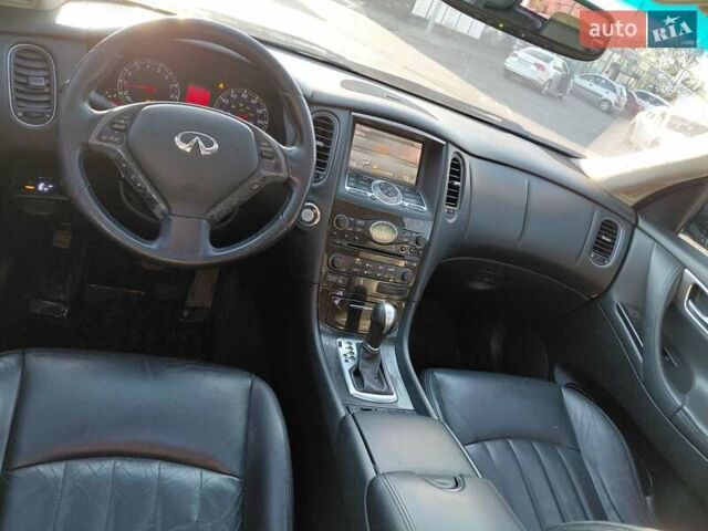 Серый Инфинити EX 35, объемом двигателя 3.5 л и пробегом 150 тыс. км за 9000 $, фото 12 на Automoto.ua