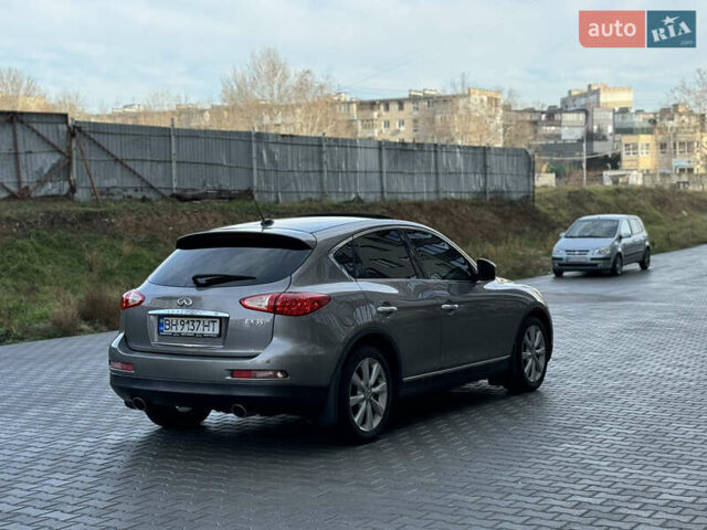 Серый Инфинити EX 35, объемом двигателя 3.5 л и пробегом 150 тыс. км за 10600 $, фото 17 на Automoto.ua