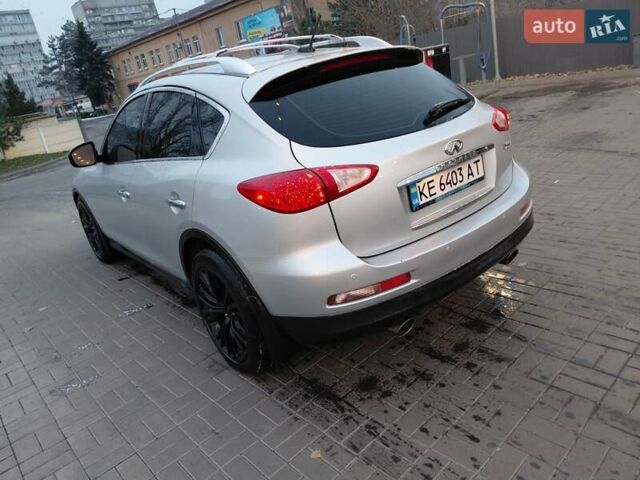 Серый Инфинити EX 35, объемом двигателя 3.5 л и пробегом 150 тыс. км за 9000 $, фото 9 на Automoto.ua