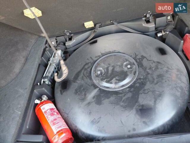 Серый Инфинити EX 35, объемом двигателя 3.5 л и пробегом 150 тыс. км за 9000 $, фото 15 на Automoto.ua