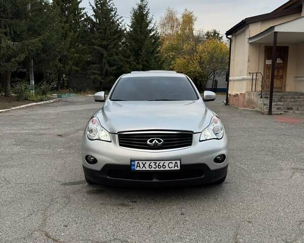 Сірий Інфініті EX 35, об'ємом двигуна 3.5 л та пробігом 210 тис. км за 9200 $, фото 7 на Automoto.ua