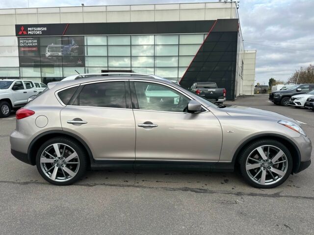 Серый Инфинити EX 35, объемом двигателя 3.5 л и пробегом 151 тыс. км за 13200 $, фото 7 на Automoto.ua