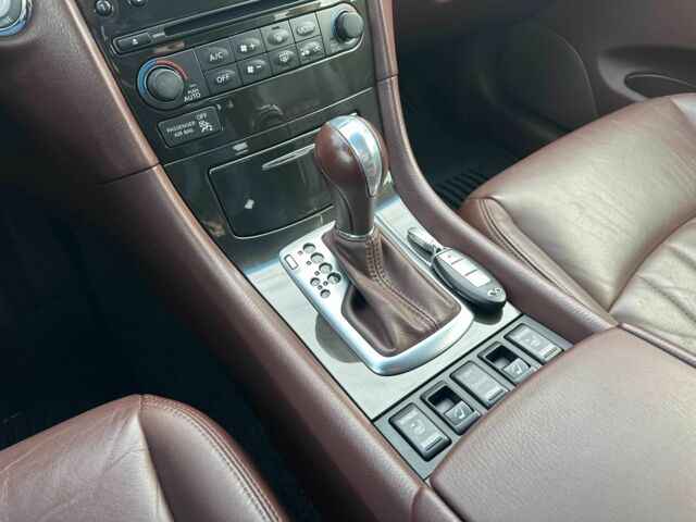 Серый Инфинити EX 35, объемом двигателя 3.5 л и пробегом 151 тыс. км за 13200 $, фото 11 на Automoto.ua