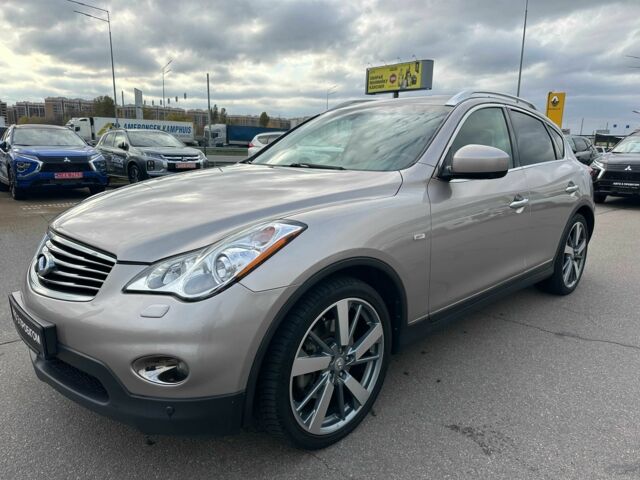 Серый Инфинити EX 35, объемом двигателя 3.5 л и пробегом 151 тыс. км за 13200 $, фото 2 на Automoto.ua