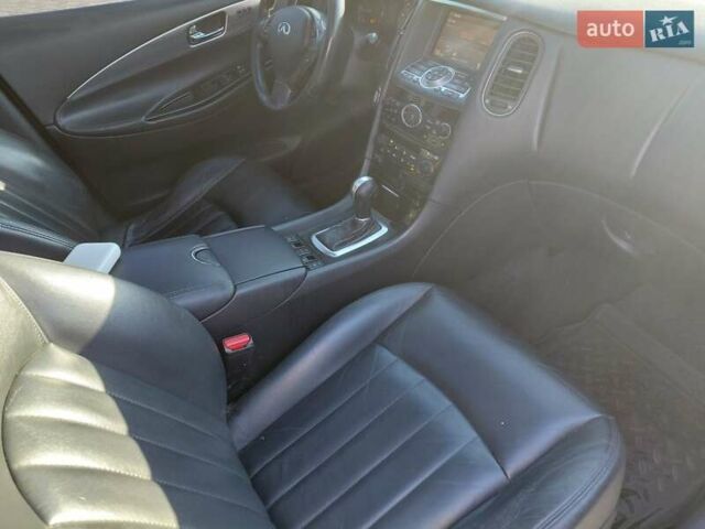 Серый Инфинити EX 35, объемом двигателя 3.5 л и пробегом 150 тыс. км за 9000 $, фото 11 на Automoto.ua