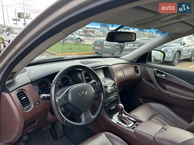 Серый Инфинити EX 35, объемом двигателя 3.5 л и пробегом 151 тыс. км за 13200 $, фото 18 на Automoto.ua