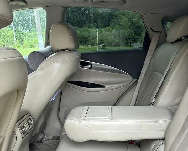 Синий Инфинити EX 35, объемом двигателя 3.5 л и пробегом 150 тыс. км за 9000 $, фото 9 на Automoto.ua