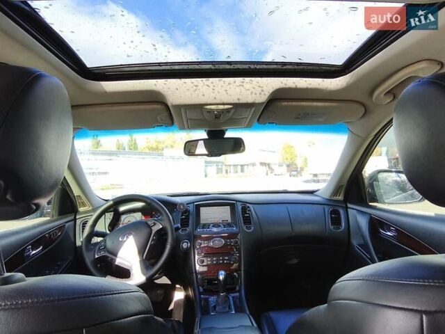 Зеленый Инфинити EX 35, объемом двигателя 3.5 л и пробегом 185 тыс. км за 11000 $, фото 11 на Automoto.ua