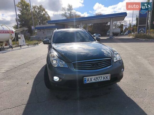 Зеленый Инфинити EX 35, объемом двигателя 3.5 л и пробегом 185 тыс. км за 11000 $, фото 6 на Automoto.ua