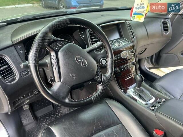 Сірий Інфініті EX 37, об'ємом двигуна 3.7 л та пробігом 180 тис. км за 13000 $, фото 2 на Automoto.ua