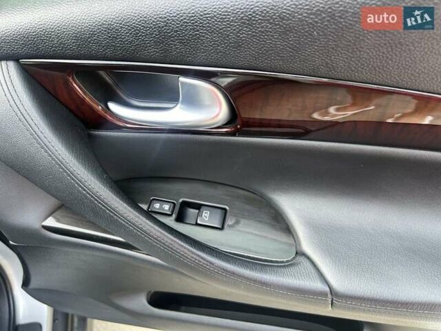 Сірий Інфініті EX 37, об'ємом двигуна 3.7 л та пробігом 180 тис. км за 13000 $, фото 4 на Automoto.ua