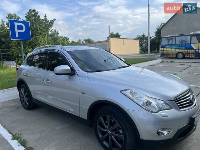 Сірий Інфініті EX 37, об'ємом двигуна 3.7 л та пробігом 180 тис. км за 13000 $, фото 8 на Automoto.ua