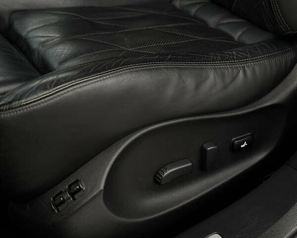 Белый Инфинити FX 30, объемом двигателя 3 л и пробегом 175 тыс. км за 15200 $, фото 34 на Automoto.ua