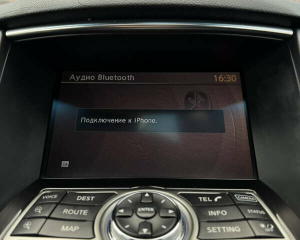 Белый Инфинити FX 30, объемом двигателя 3 л и пробегом 175 тыс. км за 15200 $, фото 49 на Automoto.ua