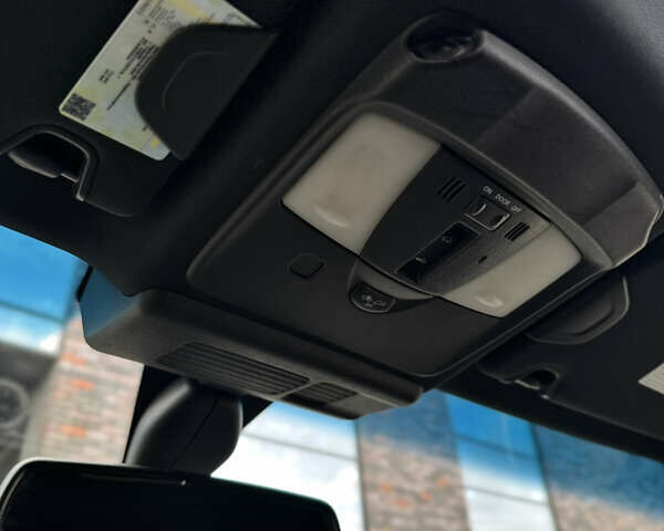 Белый Инфинити FX 30, объемом двигателя 3 л и пробегом 175 тыс. км за 15200 $, фото 59 на Automoto.ua