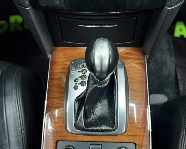 Білий Інфініті FX 30, об'ємом двигуна 2.99 л та пробігом 111 тис. км за 18500 $, фото 14 на Automoto.ua