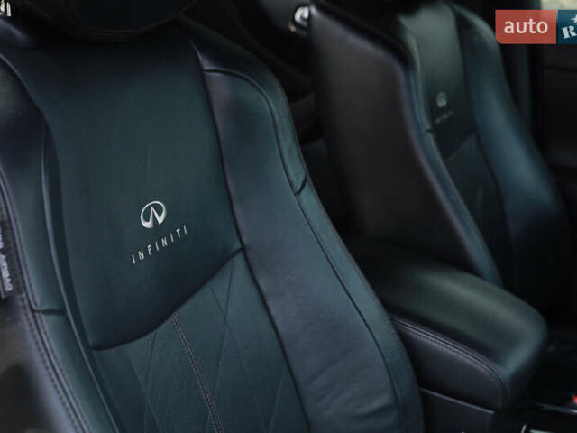 Чорний Інфініті FX 30, об'ємом двигуна 3 л та пробігом 226 тис. км за 15500 $, фото 22 на Automoto.ua
