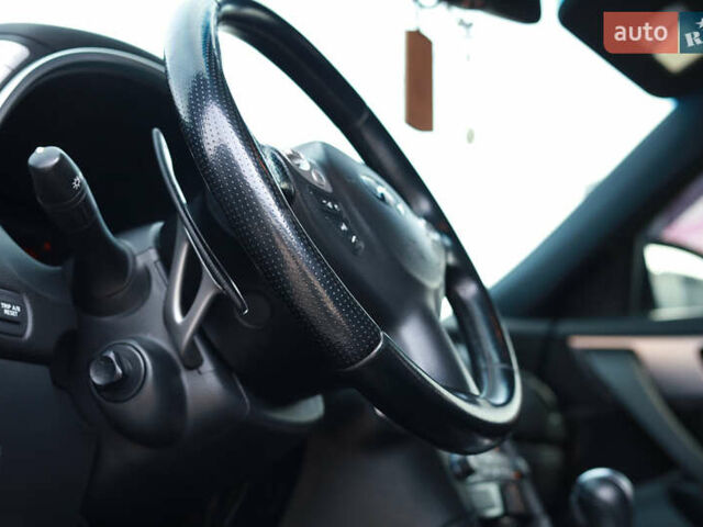 Чорний Інфініті FX 30, об'ємом двигуна 3 л та пробігом 226 тис. км за 15500 $, фото 27 на Automoto.ua