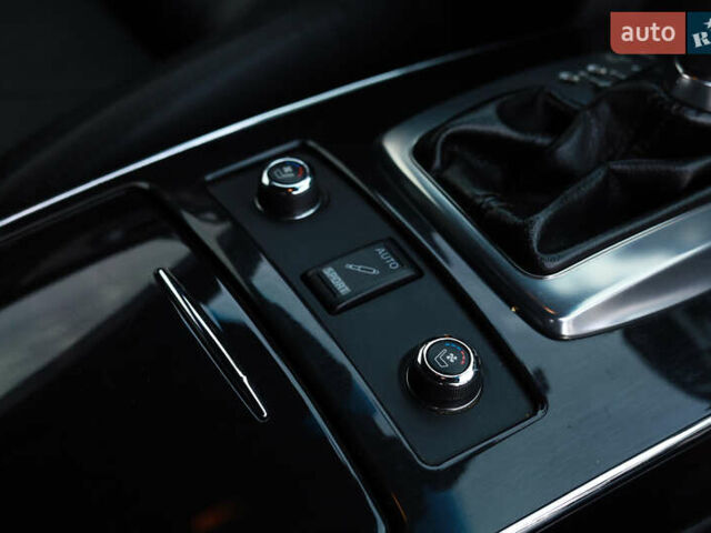 Чорний Інфініті FX 30, об'ємом двигуна 3 л та пробігом 226 тис. км за 15500 $, фото 31 на Automoto.ua