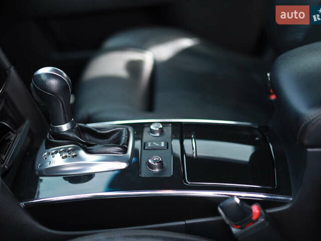 Чорний Інфініті FX 30, об'ємом двигуна 3 л та пробігом 226 тис. км за 15500 $, фото 45 на Automoto.ua