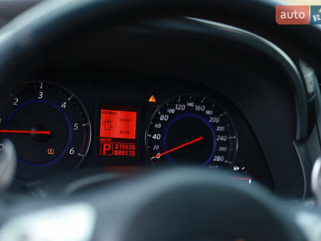 Чорний Інфініті FX 30, об'ємом двигуна 3 л та пробігом 226 тис. км за 15500 $, фото 41 на Automoto.ua