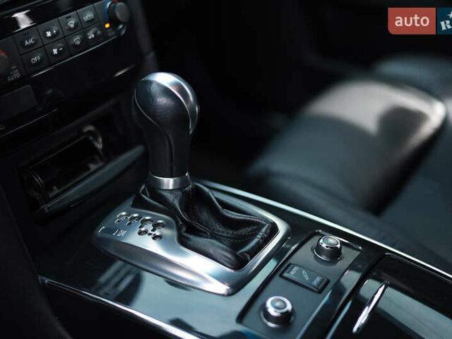 Чорний Інфініті FX 30, об'ємом двигуна 3 л та пробігом 226 тис. км за 15500 $, фото 44 на Automoto.ua