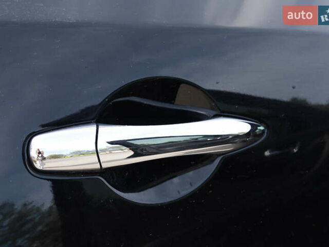 Чорний Інфініті FX 30, об'ємом двигуна 3 л та пробігом 226 тис. км за 15500 $, фото 20 на Automoto.ua