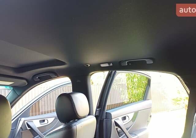 Черный Инфинити FX 30, объемом двигателя 3 л и пробегом 199 тыс. км за 16350 $, фото 67 на Automoto.ua