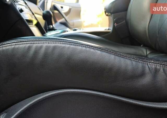 Черный Инфинити FX 30, объемом двигателя 3 л и пробегом 199 тыс. км за 16350 $, фото 88 на Automoto.ua