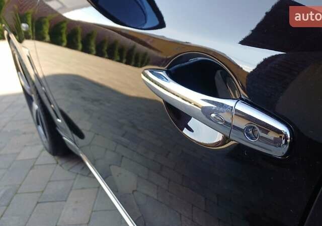 Черный Инфинити FX 30, объемом двигателя 3 л и пробегом 199 тыс. км за 16350 $, фото 18 на Automoto.ua