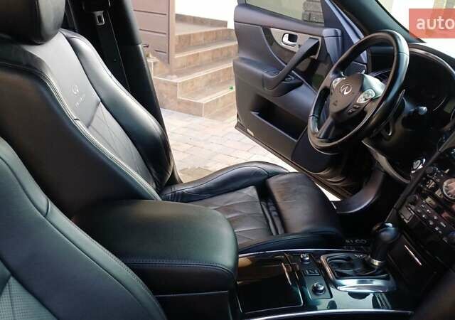 Черный Инфинити FX 30, объемом двигателя 3 л и пробегом 199 тыс. км за 16350 $, фото 55 на Automoto.ua