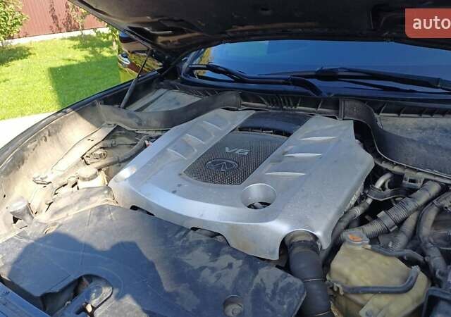 Черный Инфинити FX 30, объемом двигателя 3 л и пробегом 199 тыс. км за 16350 $, фото 26 на Automoto.ua