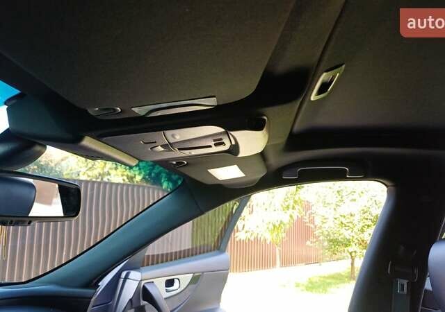 Черный Инфинити FX 30, объемом двигателя 3 л и пробегом 199 тыс. км за 16350 $, фото 50 на Automoto.ua