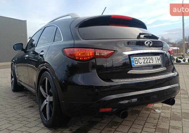 Черный Инфинити FX 30, объемом двигателя 3 л и пробегом 199 тыс. км за 14999 $, фото 4 на Automoto.ua