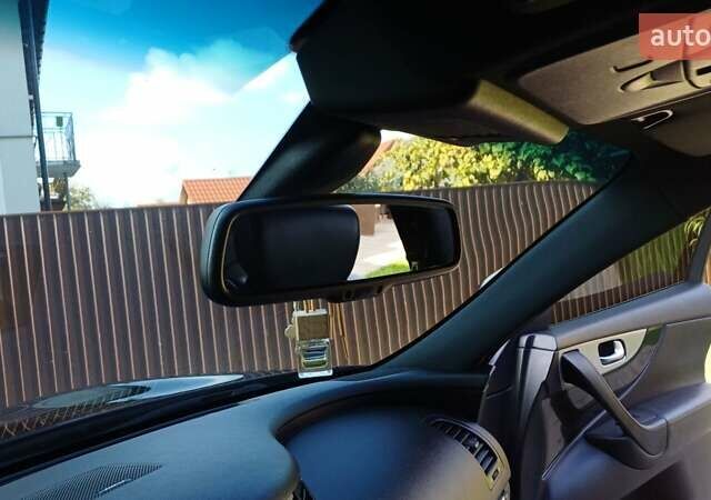 Черный Инфинити FX 30, объемом двигателя 3 л и пробегом 199 тыс. км за 16350 $, фото 51 на Automoto.ua