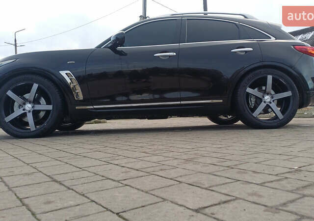 Черный Инфинити FX 30, объемом двигателя 3 л и пробегом 199 тыс. км за 14999 $, фото 18 на Automoto.ua