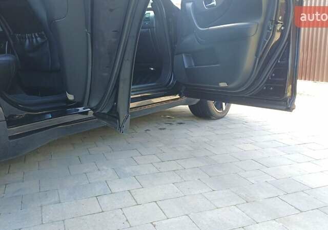 Черный Инфинити FX 30, объемом двигателя 3 л и пробегом 199 тыс. км за 16350 $, фото 40 на Automoto.ua