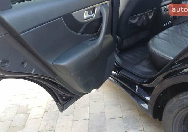 Черный Инфинити FX 30, объемом двигателя 3 л и пробегом 199 тыс. км за 16350 $, фото 37 на Automoto.ua