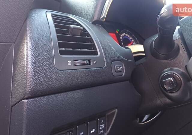 Черный Инфинити FX 30, объемом двигателя 3 л и пробегом 199 тыс. км за 16350 $, фото 92 на Automoto.ua