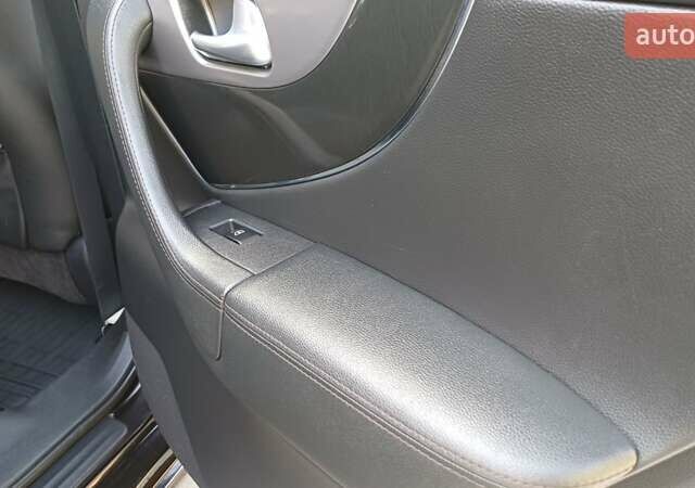 Черный Инфинити FX 30, объемом двигателя 3 л и пробегом 199 тыс. км за 16350 $, фото 57 на Automoto.ua