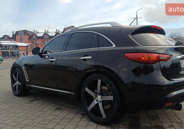 Черный Инфинити FX 30, объемом двигателя 3 л и пробегом 199 тыс. км за 14999 $, фото 3 на Automoto.ua