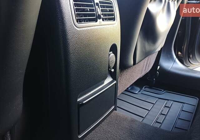 Черный Инфинити FX 30, объемом двигателя 3 л и пробегом 199 тыс. км за 16350 $, фото 63 на Automoto.ua