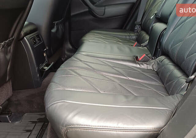 Черный Инфинити FX 30, объемом двигателя 3 л и пробегом 199 тыс. км за 14999 $, фото 48 на Automoto.ua