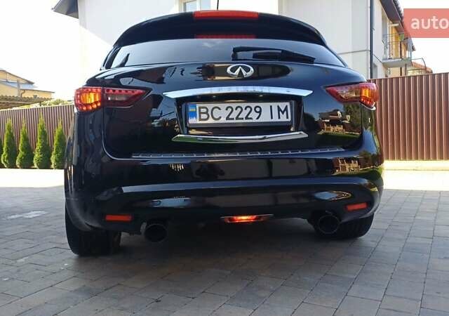 Черный Инфинити FX 30, объемом двигателя 3 л и пробегом 199 тыс. км за 16350 $, фото 16 на Automoto.ua