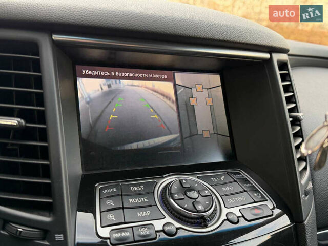 Черный Инфинити FX 30, объемом двигателя 3 л и пробегом 137 тыс. км за 17999 $, фото 25 на Automoto.ua