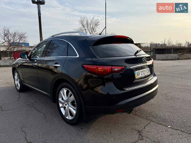 Черный Инфинити FX 30, объемом двигателя 3 л и пробегом 137 тыс. км за 17999 $, фото 13 на Automoto.ua